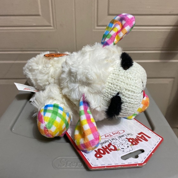 - Lambchop 8" dog Toy With Squeaker. - Picture 5 of 5